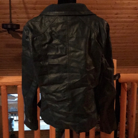 Metaphor Jacket - Picture 2 of 8